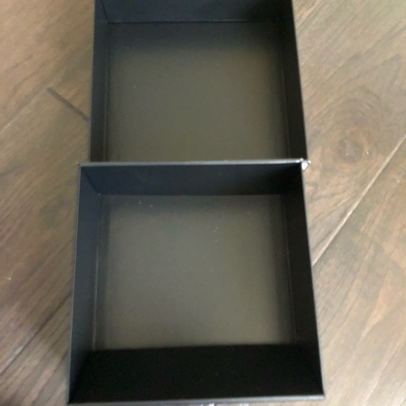 Brand new Chanel box - Picture 4 of 6